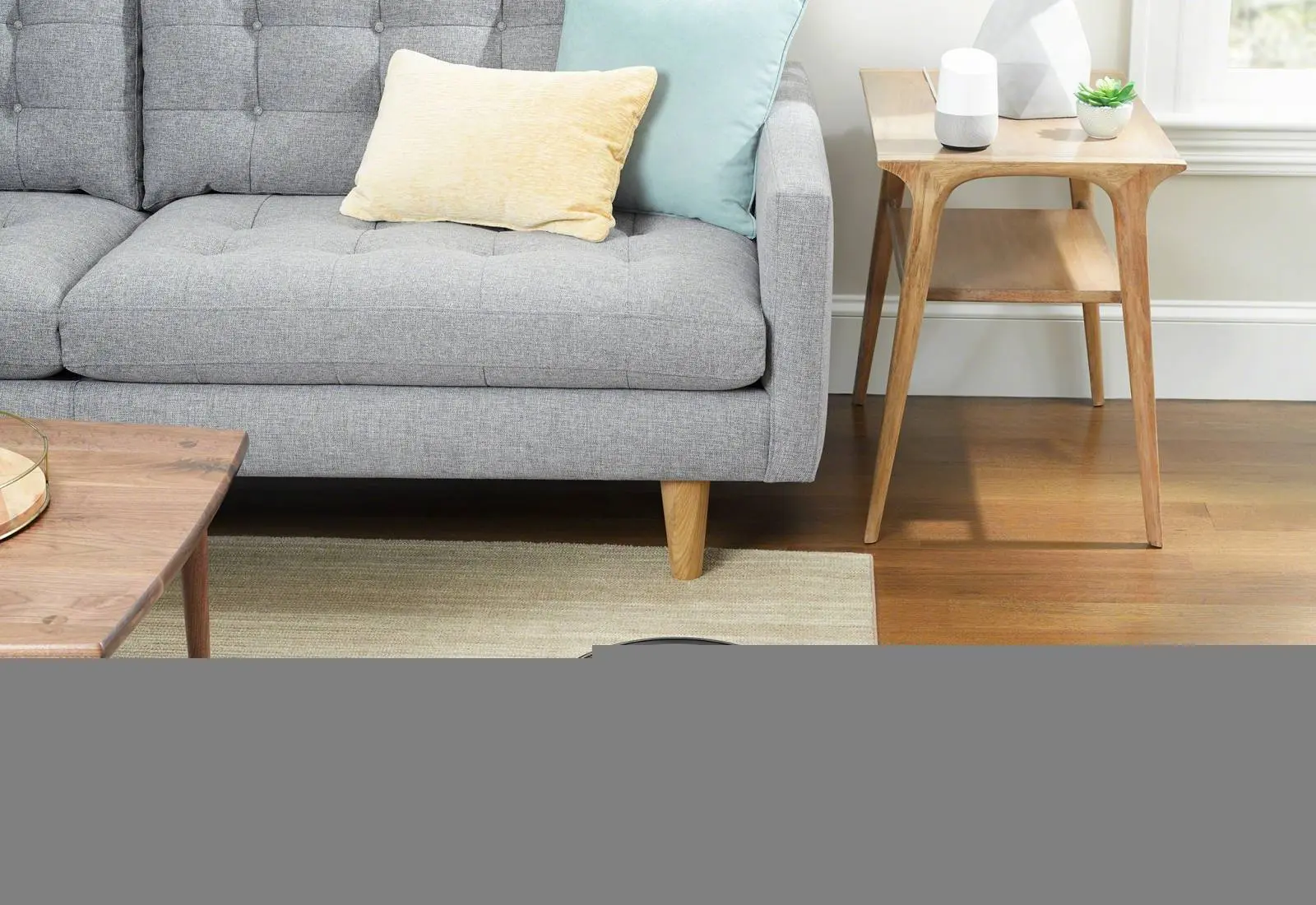 Immagine Roomba i7+, il robot aspirapolvere che si svuota da solo 1