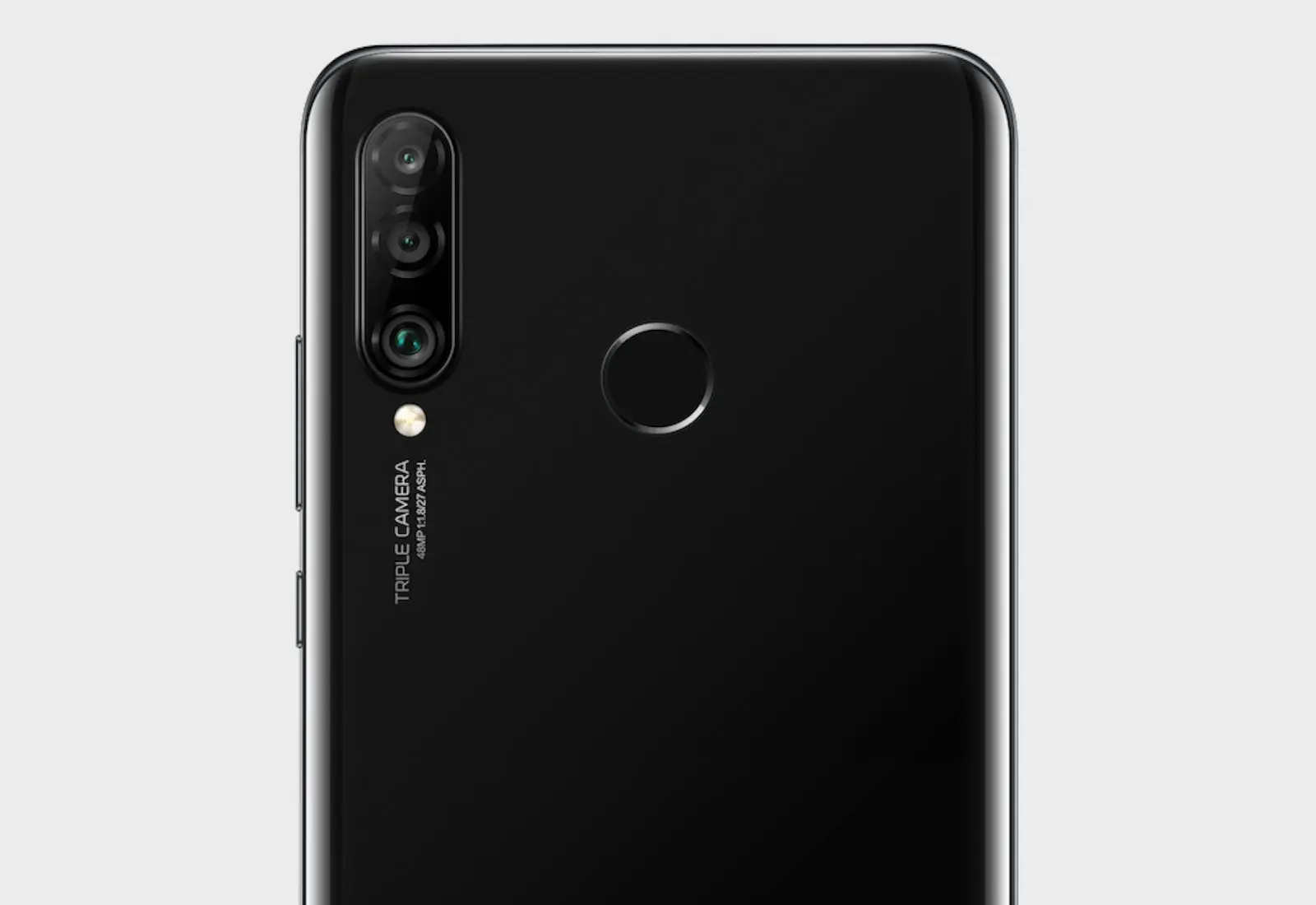 Immagine Huawei: la prima selfie camera da 32 MP nella serie P Lite 1