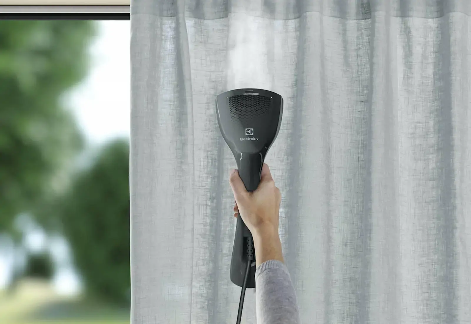 Immagine Lo stiratore verticale contro pieghe e batteri 2