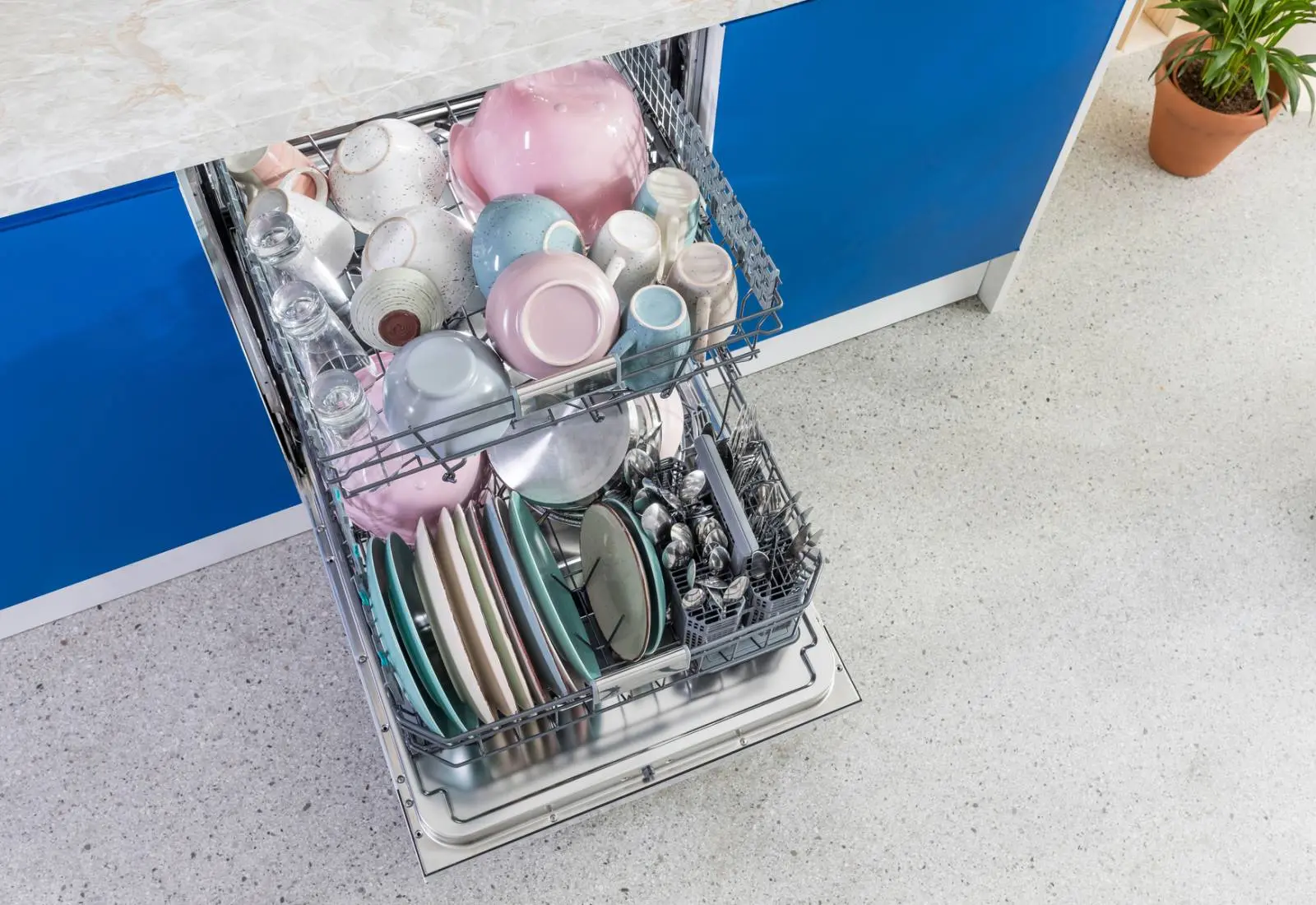 Immagine Lavaggio a tre livelli con Hisense 1