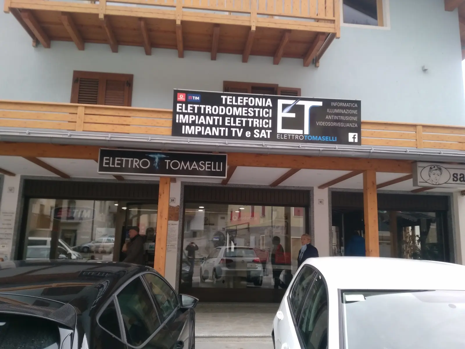 ELETTRO TOMASELLI