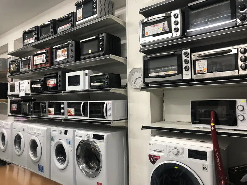 Immagine Pugliese Girolamo Materiale Elettrico 1