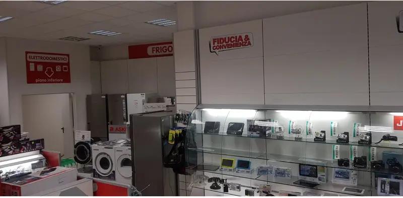 Immagine ELETTRODOMESTICI  ALBANO  ARREDAMENTI 4