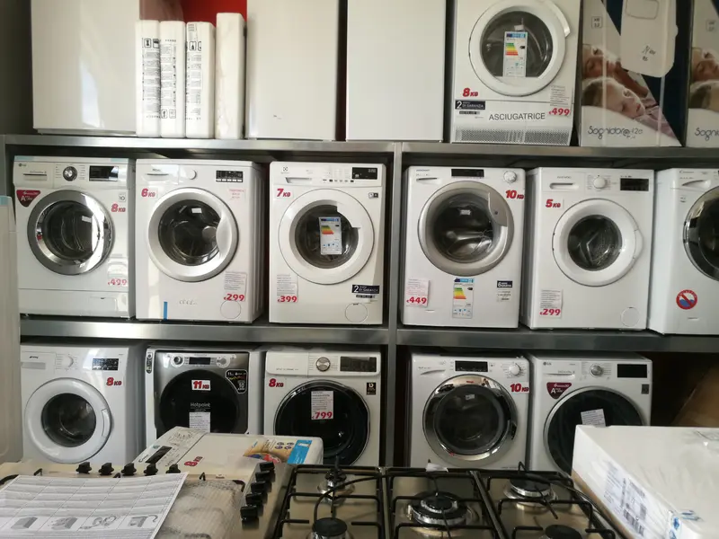 Immagine Media Mega Store Di R. De Paola 4