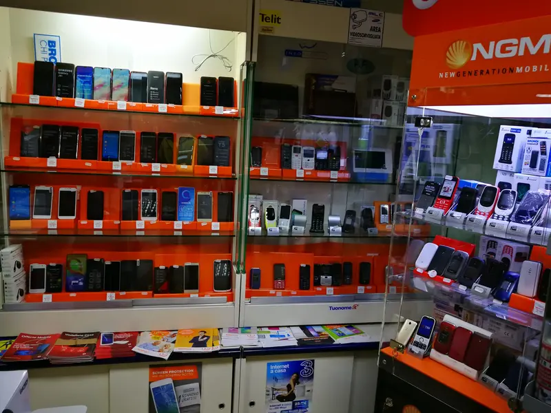 Immagine MISTER PC sas di DE FAZIO PASQUALE E C. 2