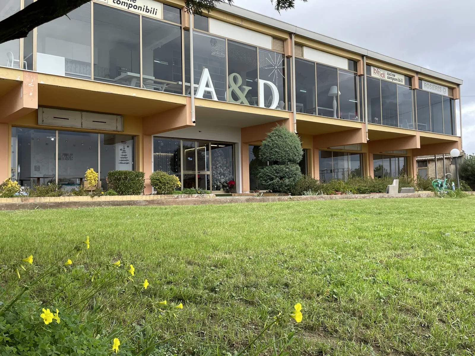 Arredo & Design s.a.s. di Angioni Davide