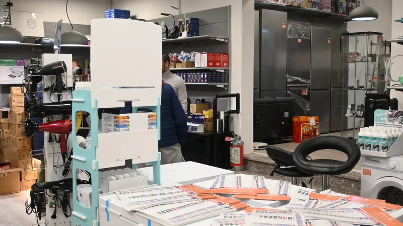 Immagine ELECTRASTORE & OFFICE 13